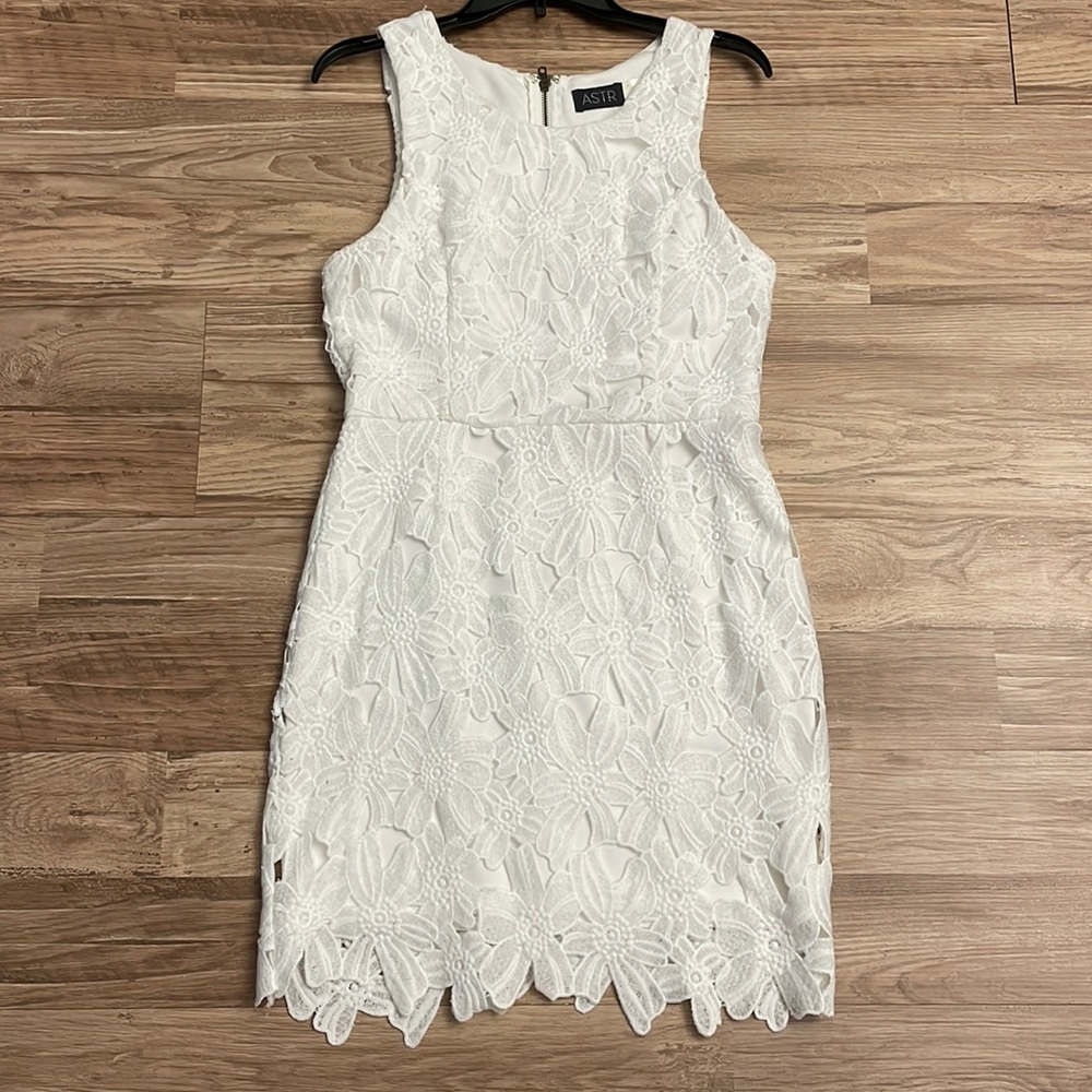 ASTR ivory white lace dress in size small